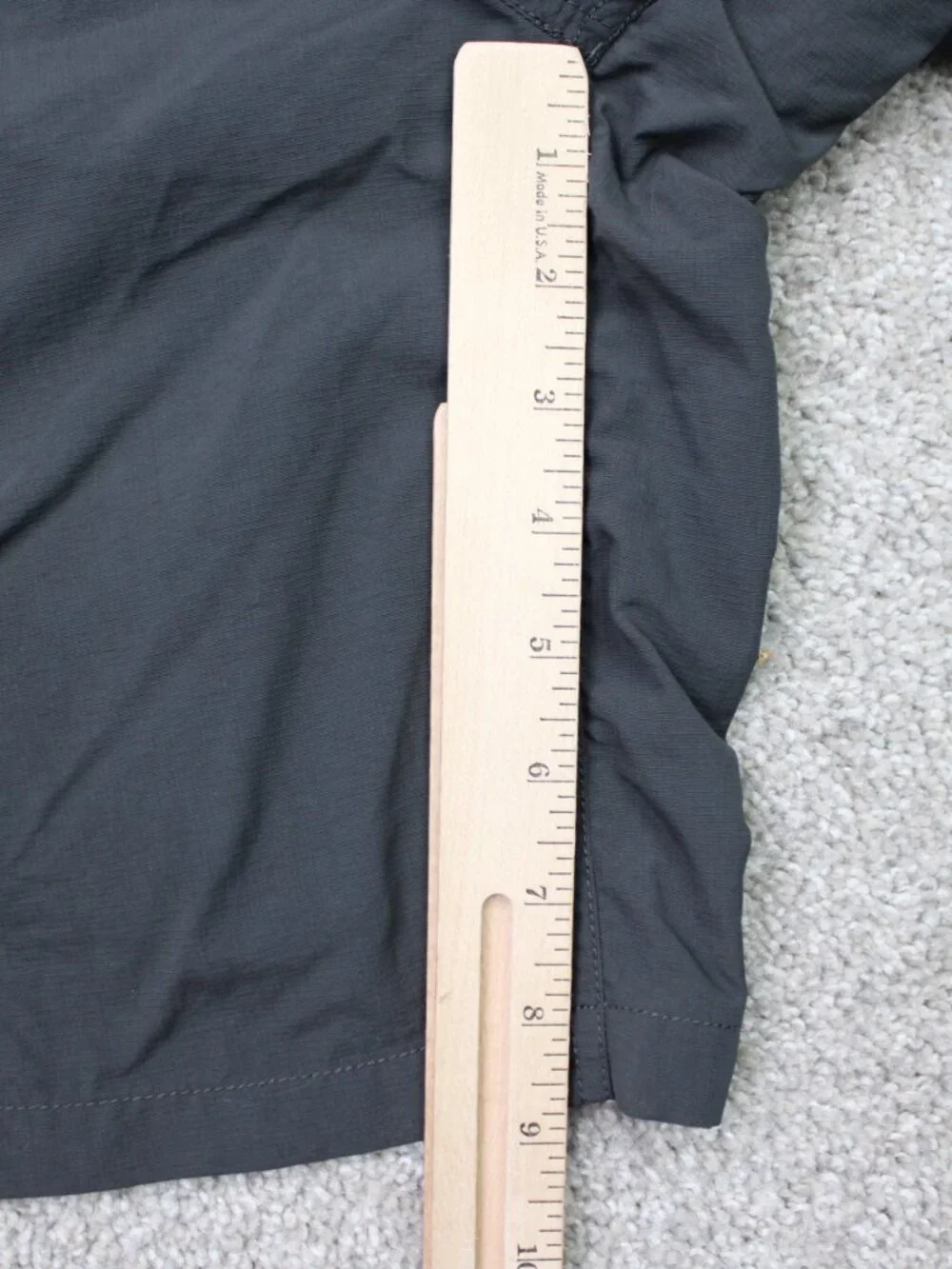 The North Face Shorts Men 36 Gray 100% Nylon 9